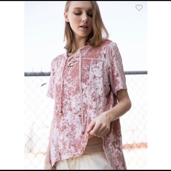 New! POL Dusty Rose Crushed Soft Velvet Tie Lace Up Front, Hi Lo Hem Top - Picture 3 of 8